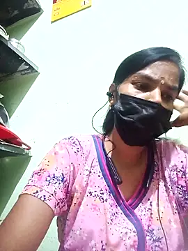 anusiya01 online show from 09/19/25, 03:56