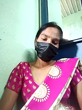 anusiya01 online show from 09/26/25, 06:39