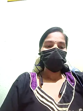 anusiya01 online show from 09/29/25, 05:51