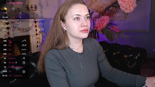 Snapshot of Ariell_Margot_ chatting on 02/19/25, 03:27 Ariell Margot online show from 02/19/25, 03:27