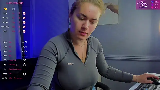 Snapshot of Ariell_Margot_ chatting on 09/09/25, 05:40 Ariell Margot online show from 09/09/25, 05:40
