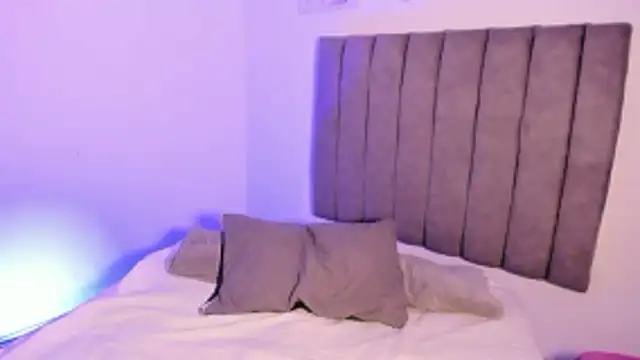 sarah  bigboobs online show from 10/27/25, 09:02