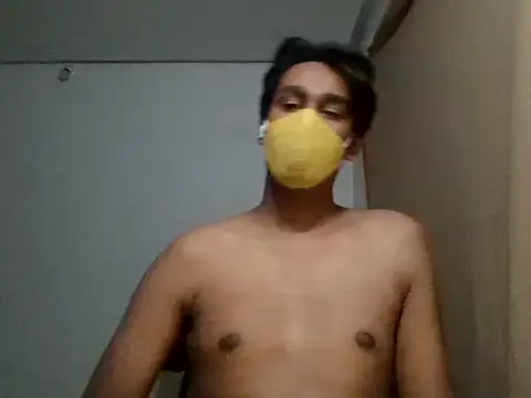 brownguy1234 online show from 02/23/25, 01:42