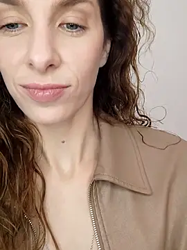 YourSuperModel online show from 09/23/25, 10:51