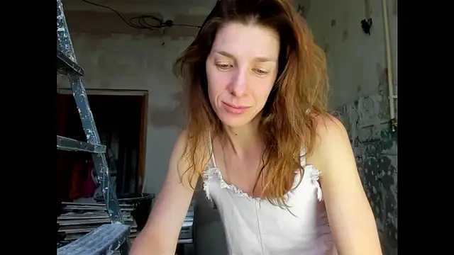 Snapshot of YourSuperModel chatting on 06/17/26, 03:46 YourSuperModel online show from 06/17/26, 03:46