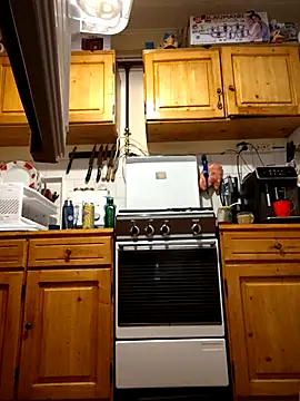 intx800 online show from 12/18/24, 03:15