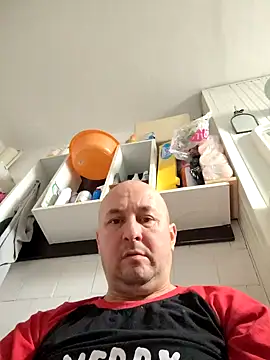 intx800 online show from 01/01/25, 08:35