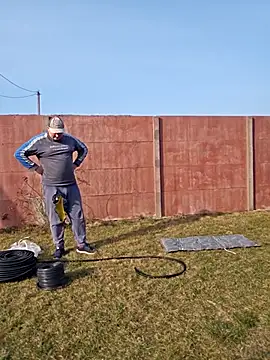 Snapshot of -Schweppes- chatting on 03/10/25, 07:53 -Schweppes- online show from 03/10/25, 07:53