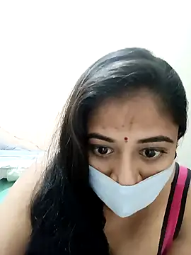 Snapshot of DIZZLING_DIVA chatting on 12/24/24, 10:06 DIZZLING DIVA online show from 12/24/24, 10:06