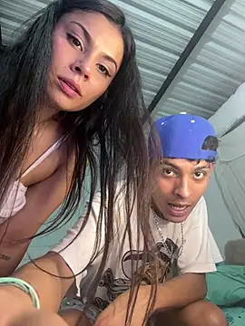 ValenSuarez25 online show from 06/22/26, 01:18