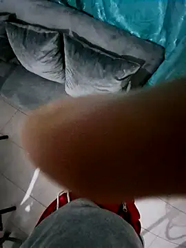 Snapshot of Brayan-_ chatting on 09/21/25, 07:48 Brayan- online show from 09/21/25, 07:48