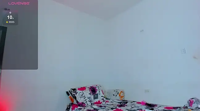 Snapshot of tisaya_8 chatting on 02/19/25, 06:32 tisaya 8 online show from 02/19/25, 06:32