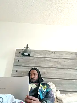 Mcoleman4642 online show from 11/01/25, 05:26