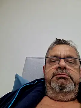 axecoman60 online show from 01/20/25, 07:04