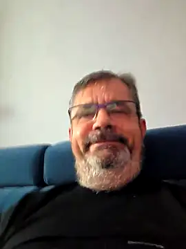 axecoman60 online show from 12/02/25, 07:14