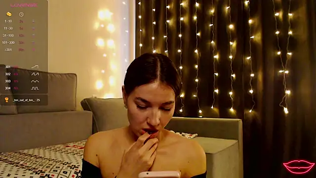 Snapshot of Bellla_Haddid chatting on 05/06/26, 03:24 Bellla Haddid online show from 05/06/26, 03:24