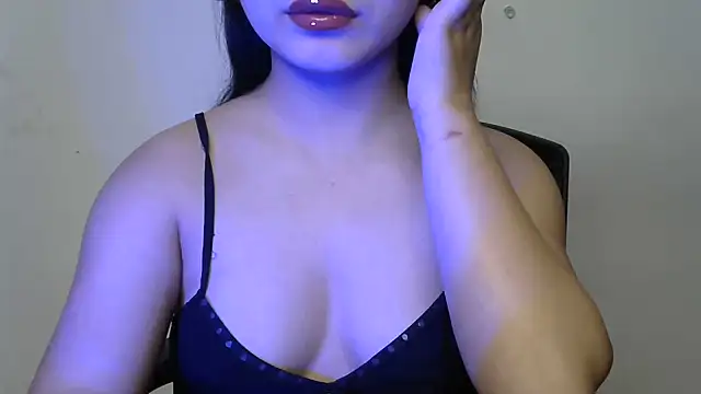 amrita2210 online show from 06/03/26, 07:30