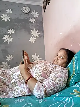 Kavya kapoor online show from 03/16/25, 06:53