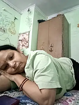 Kavya kapoor online show from 09/19/25, 08:38