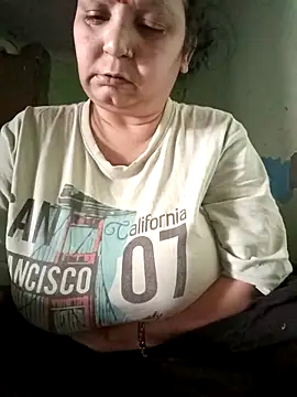 Kavya kapoor online show from 02/15/26, 08:35