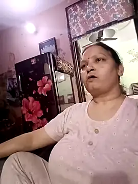 Kavya kapoor online show from 04/11/26, 02:10