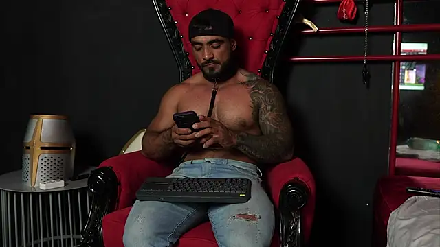 ERIC HARRISON online show from 10/25/25, 03:25