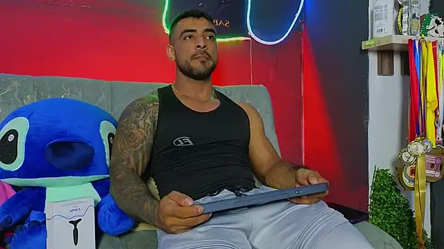 ERIC HARRISON online show from 02/24/26, 01:47