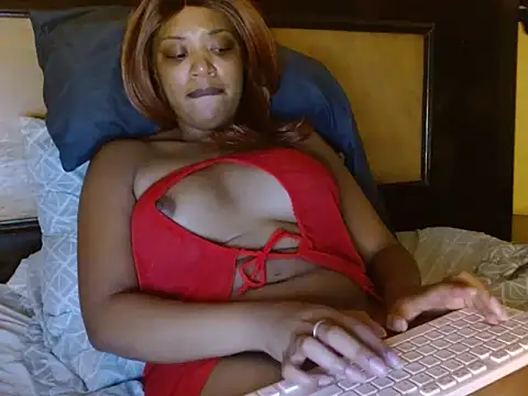 thekelliecapri online show from 09/18/25, 07:38