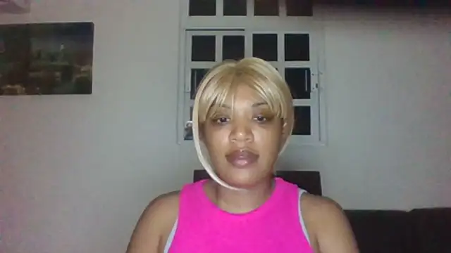 Snapshot of thekelliecapri chatting on 05/22/26, 04:41 thekelliecapri online show from 05/22/26, 04:41