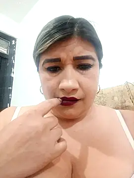 Hannahcandyy online show from 10/31/25, 12:44