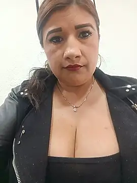 Hannahcandyy online show from 07/16/26, 07:09