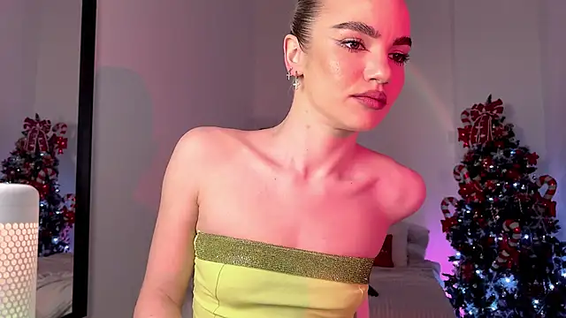 Heidi11 online show from 12/14/24, 03:47