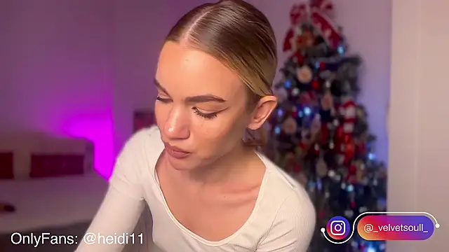 Heidi11 online show from 12/23/24, 08:47