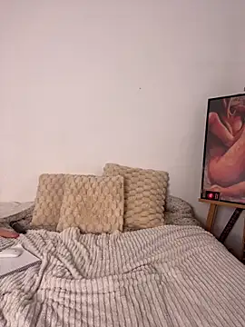 Heidi11 online show from 03/04/25, 06:29