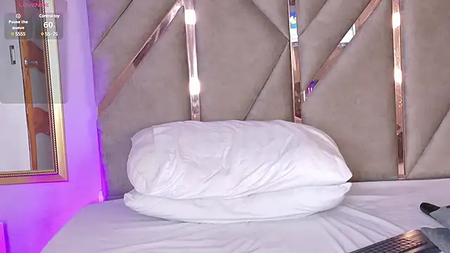 Lola King online show from 02/22/25, 09:01