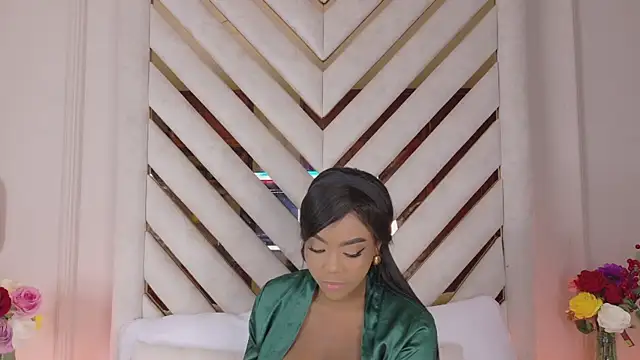 Snapshot of Lola_King chatting on 07/09/26, 04:05 Lola King online show from 07/09/26, 04:05