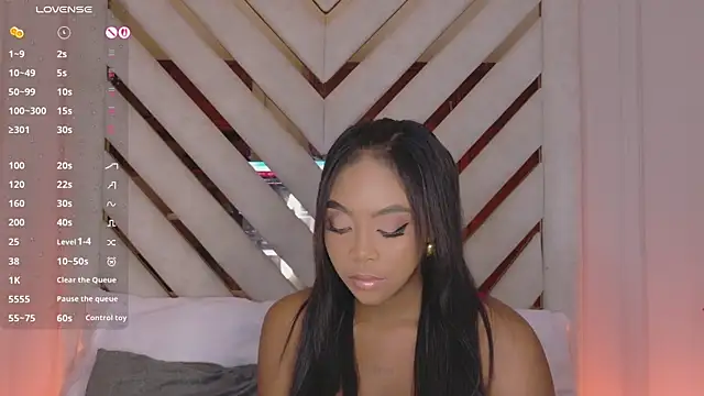 Snapshot of Lola_King chatting on 07/17/26, 04:08 Lola King online show from 07/17/26, 04:08