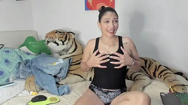 micaelajones online show from 03/07/25, 08:55