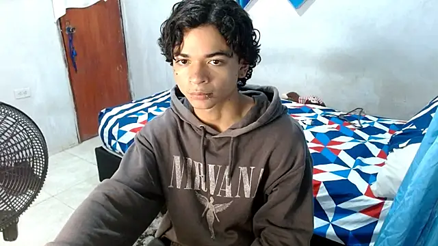 Lovebeng  online show from 12/02/25, 10:49