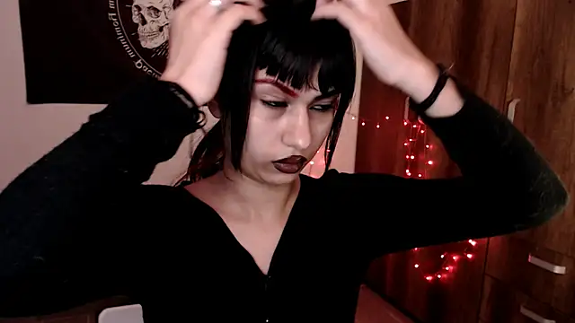 Little-Lucifer online show from 03/12/26, 09:43