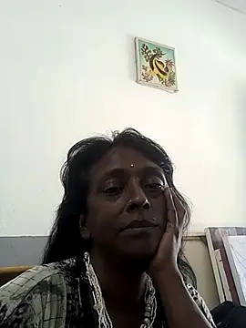 Snapshot of mamakarma1403 chatting on 02/21/25, 07:56 mamakarma1403 online show from 02/21/25, 07:56
