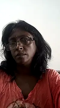 Snapshot of mamakarma1403 chatting on 02/28/25, 12:43 mamakarma1403 online show from 02/28/25, 12:43