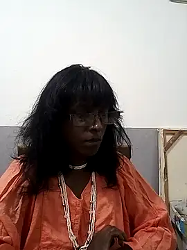 Snapshot of mamakarma1403 chatting on 03/03/25, 03:53 mamakarma1403 online show from 03/03/25, 03:53