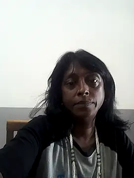 Snapshot of mamakarma1403 chatting on 03/11/25, 03:37 mamakarma1403 online show from 03/11/25, 03:37