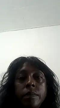 Snapshot of mamakarma1403 chatting on 03/12/25, 12:31 mamakarma1403 online show from 03/12/25, 12:31