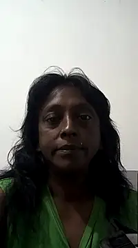 Snapshot of mamakarma1403 chatting on 03/20/25, 11:45 mamakarma1403 online show from 03/20/25, 11:45