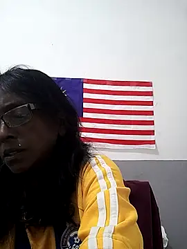 Snapshot of mamakarma1403 chatting on 10/03/25, 03:58 mamakarma1403 online show from 10/03/25, 03:58