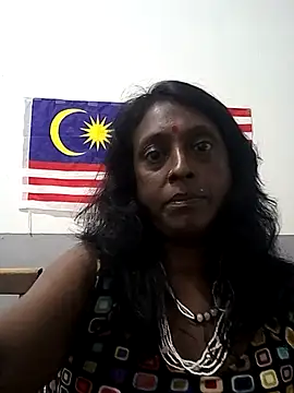 Snapshot of mamakarma1403 chatting on 10/19/25, 05:30 mamakarma1403 online show from 10/19/25, 05:30