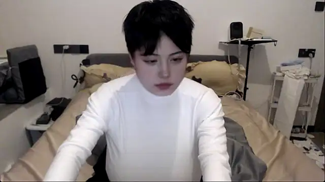Snapshot of lunalunali chatting on 12/04/25, 12:14 lunalunali online show from 12/04/25, 12:14