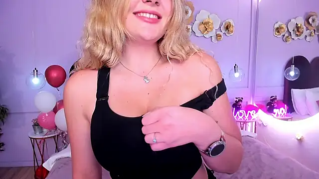 ZaraBloom online show from 11/21/25, 03:27